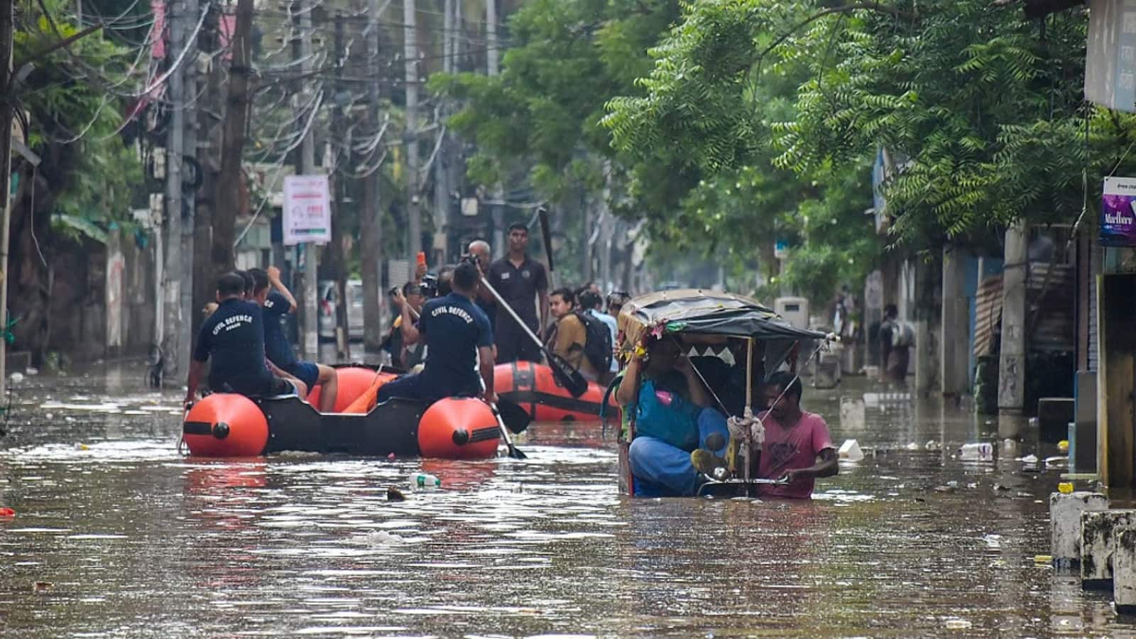 Assam Flood: असम में बाढ़ का कहर! मरने वालों की संख्या 100 तक पहुंची, 1.37 लाख से ज्यादा लोग प्रभावित Assam Flood: असम में बाढ़ का कहर! मरने वालों की संख्या 100 तक पहुंची, 1.37 लाख से ज्यादा लोग प्रभावित