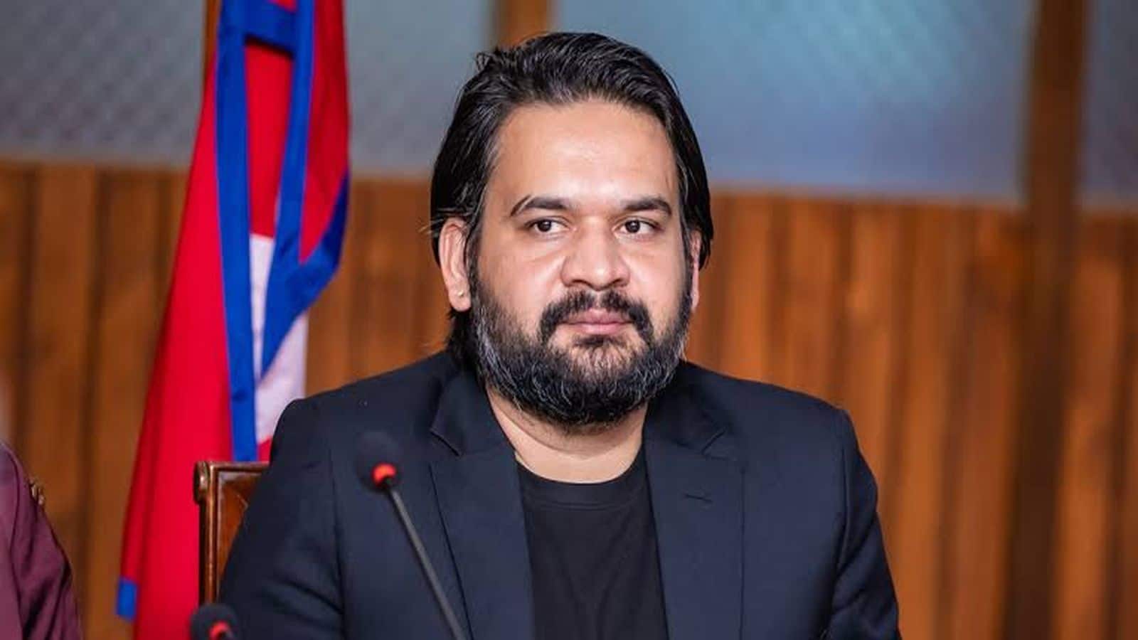 नेपाल में बाढ़ की महा त्रासदी के बीच बालेन शाह को कौन कह रहा स्ट्रेंज पीएम? जानिए Gen Z एडमिनिस्ट्रेशन पर क्या अपडेट आया सामने? नेपाल में बाढ़ की महा त्रासदी के बीच बालेन शाह को कौन कह रहा स्ट्रेंज पीएम? जानिए Gen Z एडमिनिस्ट्रेशन पर क्या अपडेट आया सामने?