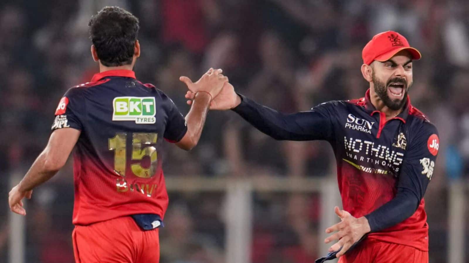 भुवनेश्वर कुमार को फिर मिले टीम इंडिया में मौका? 2027 वर्ल्ड कप को लेकर अश्विन ने की बड़ी मांग भुवनेश्वर कुमार को फिर मिले टीम इंडिया में मौका? 2027 वर्ल्ड कप को लेकर अश्विन ने की बड़ी मांग