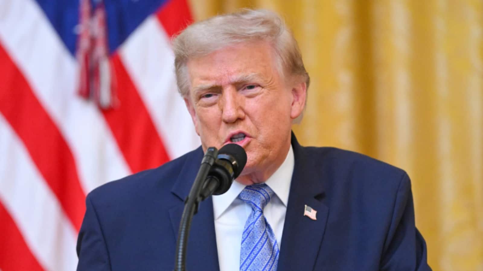 Donald Trump: 'हमारे पास हथियारों की कमी नहीं' ट्रंप ने अमेरिकी मिसाइलों की कमी की खबरों को किया खारिज, कहा- ईरान के साथ जल्द होगा समझौता Donald Trump: 'हमारे पास हथियारों की कमी नहीं' ट्रंप ने अमेरिकी मिसाइलों की कमी की खबरों को किया खारिज, कहा- ईरान के साथ जल्द होगा समझौता