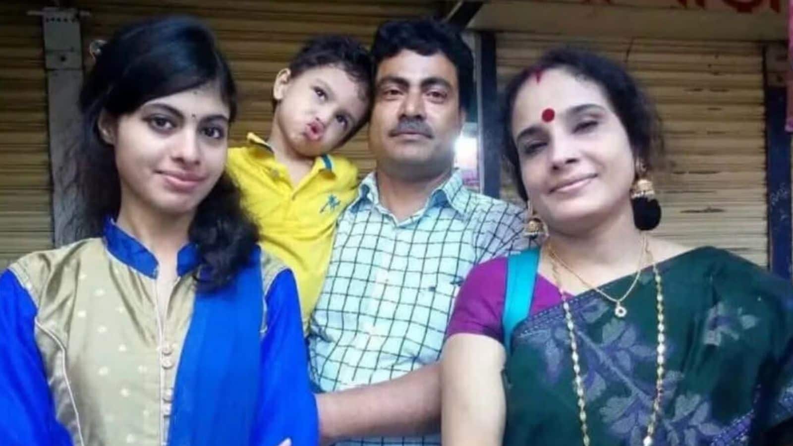 'आरोपियों ने ड्रग्स लिए, हत्या के बाद नहाए और खाना खाए'; बांग्लादेश में हिंदू परिवार के साथ बर्बरता की हदें पार 'आरोपियों ने ड्रग्स लिए, हत्या के बाद नहाए और खाना खाए'; बांग्लादेश में हिंदू परिवार के साथ बर्बरता की हदें पार