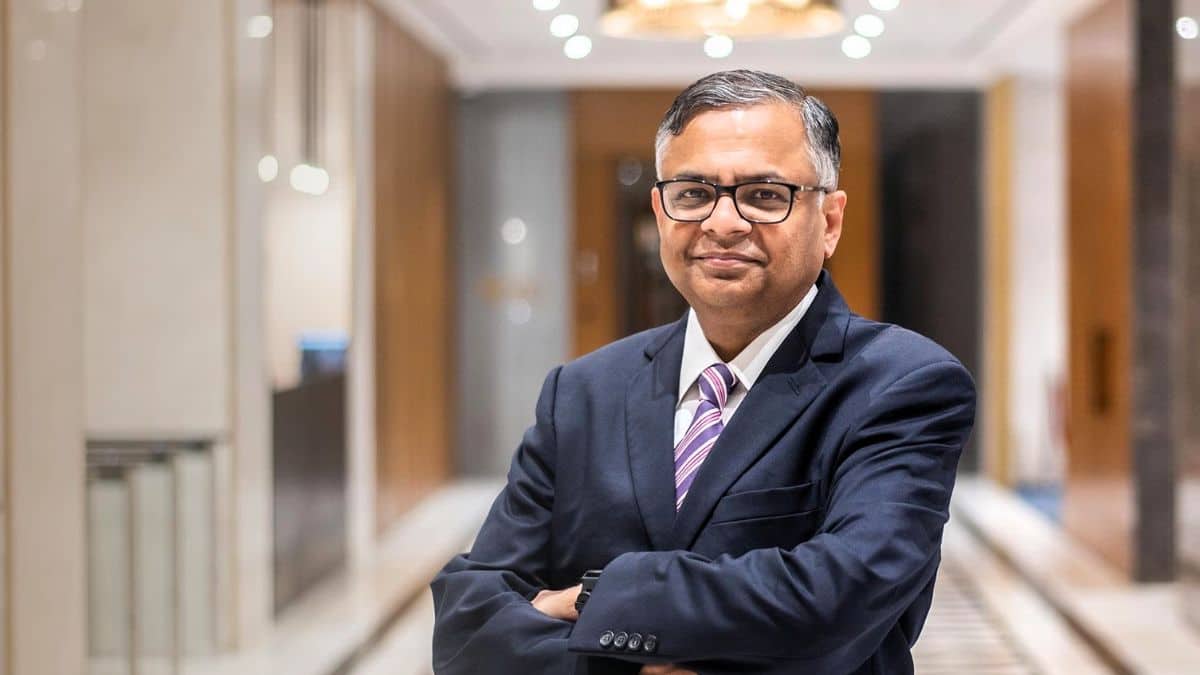N Chandrasekaran: एन चंद्रशेखरन ने टाटा संस के चेयरमैन पद से दिया इस्तीफा, फरवरी 2027 तक पूरा करेंगे कार्यकाल N Chandrasekaran: एन चंद्रशेखरन ने टाटा संस के चेयरमैन पद से दिया इस्तीफा, फरवरी 2027 तक पूरा करेंगे कार्यकाल