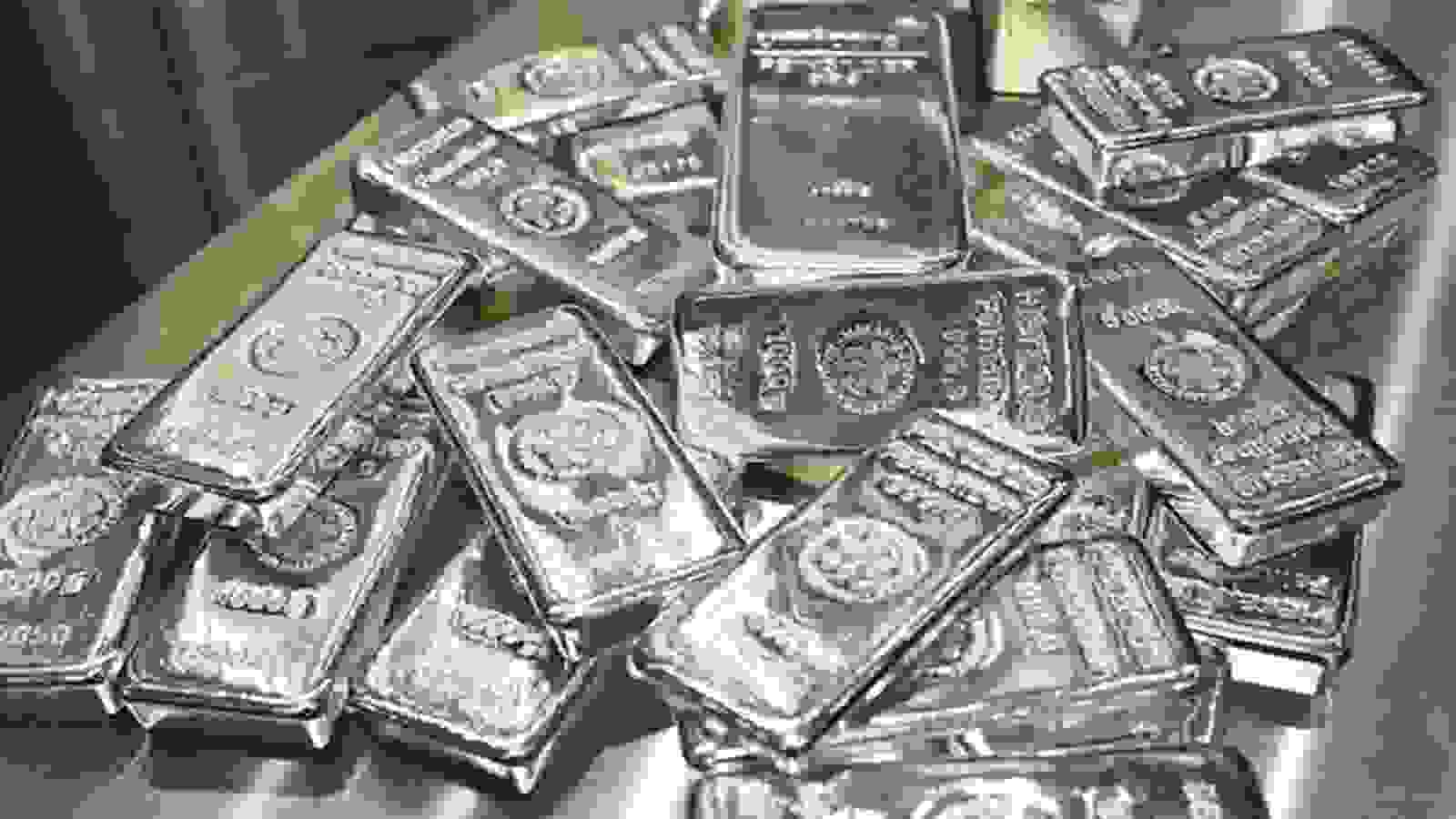 Silver Price Today: फिर महंगी हुई चांदी, सावन के दूसरे दिन चढ़ा भाव, खरीदारी से पहले जान लें आपके अपने शहर के लेटेस्ट रेट Silver Price Today: फिर महंगी हुई चांदी, सावन के दूसरे दिन चढ़ा भाव, खरीदारी से पहले जान लें आपके अपने शहर के लेटेस्ट रेट