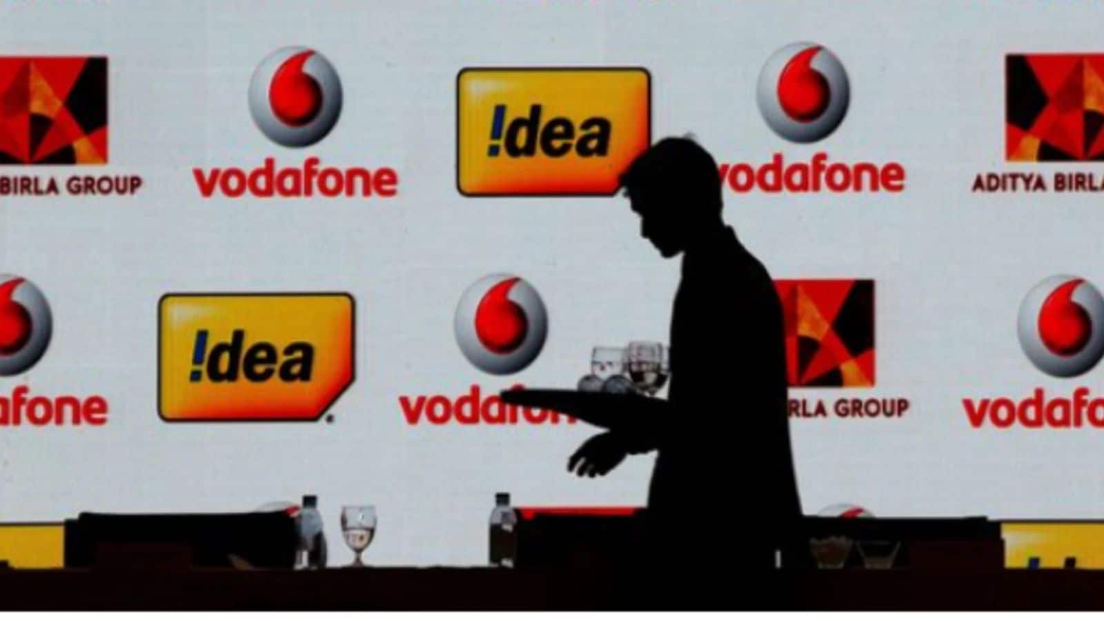 Vodafone Idea Q1 Results: वोडा आइडिया का घाटा घटकर ₹3754 करोड़ हुआ, रेवेन्यू और EBITDA में भी उछाल Vodafone Idea Q1 Results: वोडा आइडिया का घाटा घटकर ₹3754 करोड़ हुआ, रेवेन्यू और EBITDA में भी उछाल