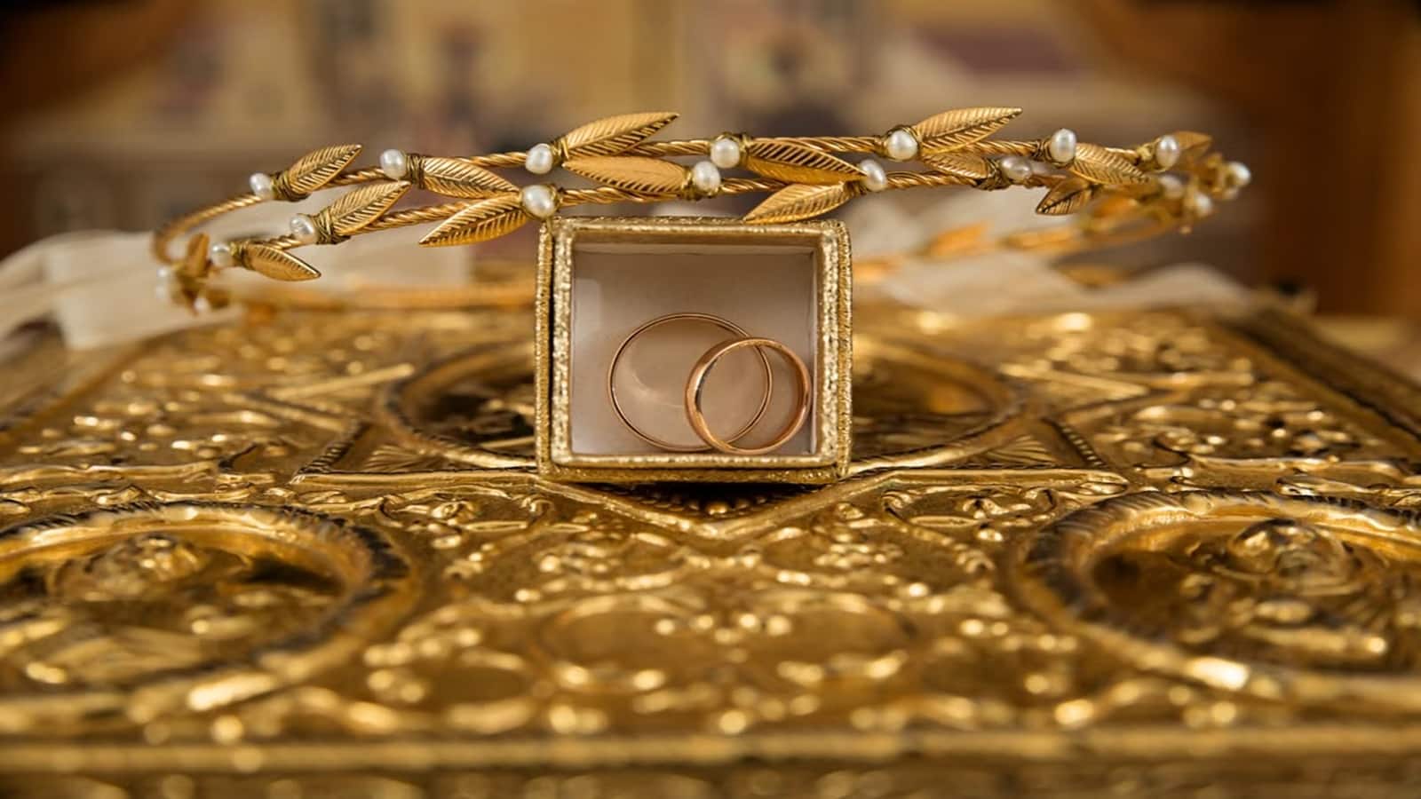Gold Price Today: और नीचे आया गोल्ड, दिल्ली से पटना तक अब बिक रहा इस भाव पर 24 से 18 कैरट सोना Gold Price Today: और नीचे आया गोल्ड, दिल्ली से पटना तक अब बिक रहा इस भाव पर 24 से 18 कैरट सोना