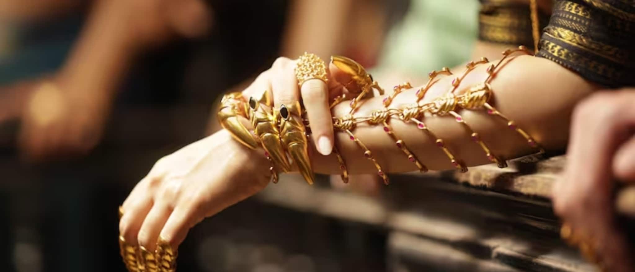 Stock to Invest: कल्याण ज्वेलर्स का शेयर 40% चढ़ सकता है, जेफरीज ने दी निवेश की सलाह Stock to Invest: कल्याण ज्वेलर्स का शेयर 40% चढ़ सकता है, जेफरीज ने दी निवेश की सलाह