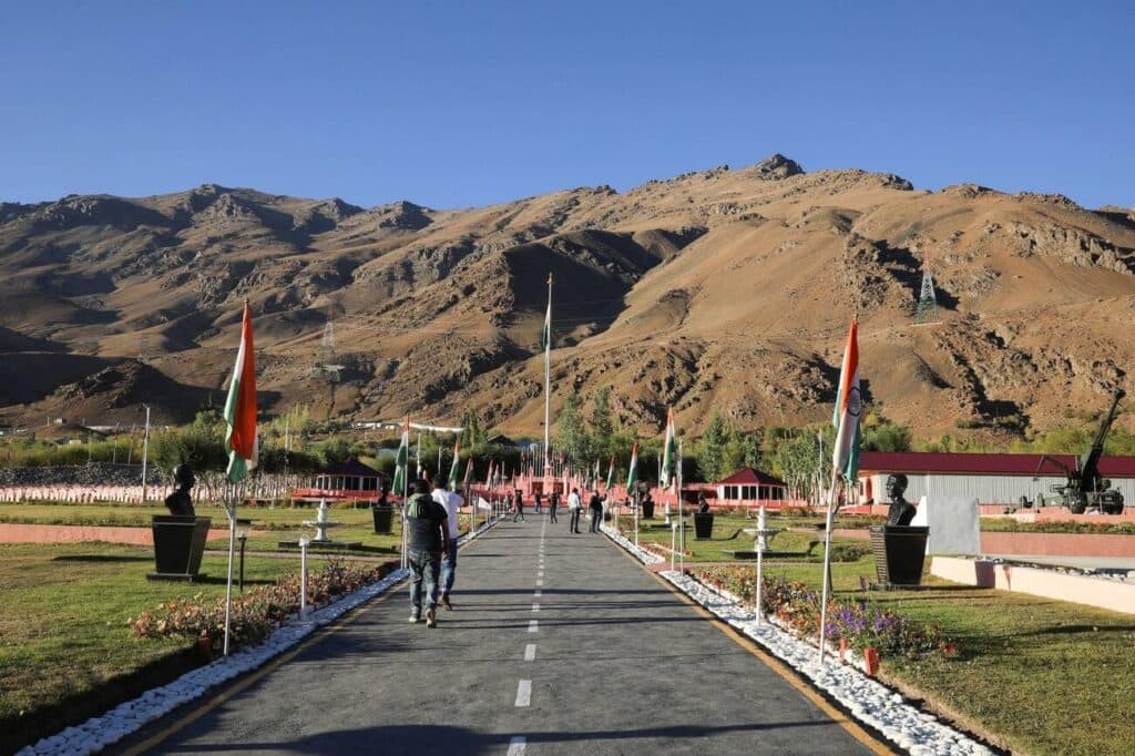 आजादी के साथ याद करें ये 7 शहीद स्मारक, जहां बलिदान की गूंजती है धुन! आजादी के साथ याद करें ये 7 शहीद स्मारक, जहां बलिदान की गूंजती है धुन!