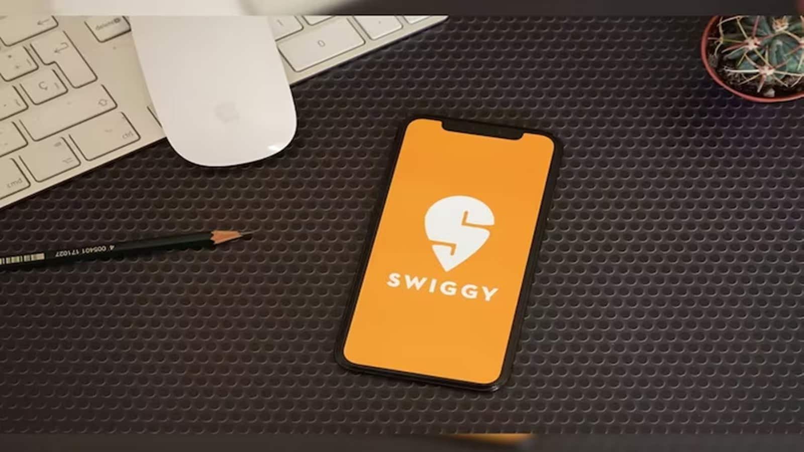 Swiggy Share Price: FY31 तक ₹10000 करोड़ का एडजस्टेड EBITDA हासिल करने का लक्ष्य, शेयर 5% तक चढ़ा Swiggy Share Price: FY31 तक ₹10000 करोड़ का एडजस्टेड EBITDA हासिल करने का लक्ष्य, शेयर 5% तक चढ़ा