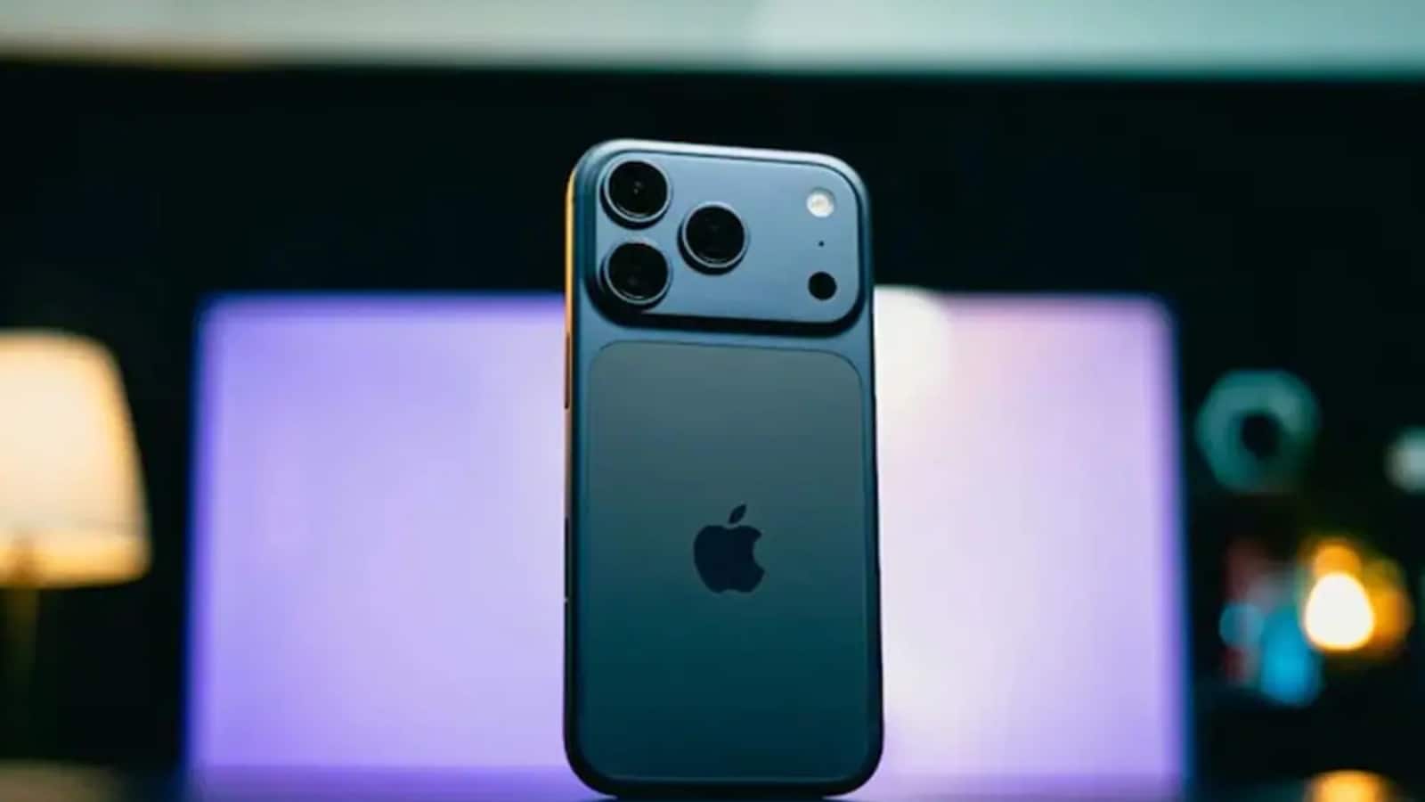 Flipkart दे रहा iPhone 17 Pro Max पर ₹70,000 से ज्यादा की बचत! जानें कैसे मिलेगा ऑफर Flipkart दे रहा iPhone 17 Pro Max पर ₹70,000 से ज्यादा की बचत! जानें कैसे मिलेगा ऑफर