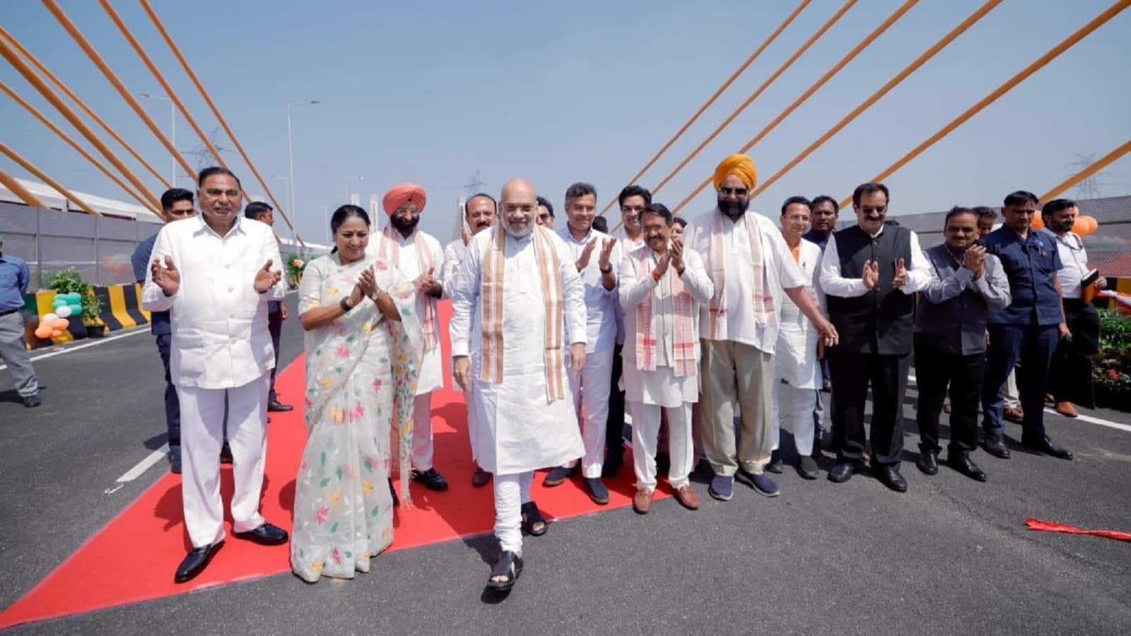 10 किमी लंबा कॉरिडोर, 9 लूप्स के साथ अब मयूर विहार-नोएडा से AIIMS अब सिर्फ 15 मिनट में! बारापुला फेज-3 की फुल डिटेल 10 किमी लंबा कॉरिडोर, 9 लूप्स के साथ अब मयूर विहार-नोएडा से AIIMS अब सिर्फ 15 मिनट में! बारापुला फेज-3 की फुल डिटेल
