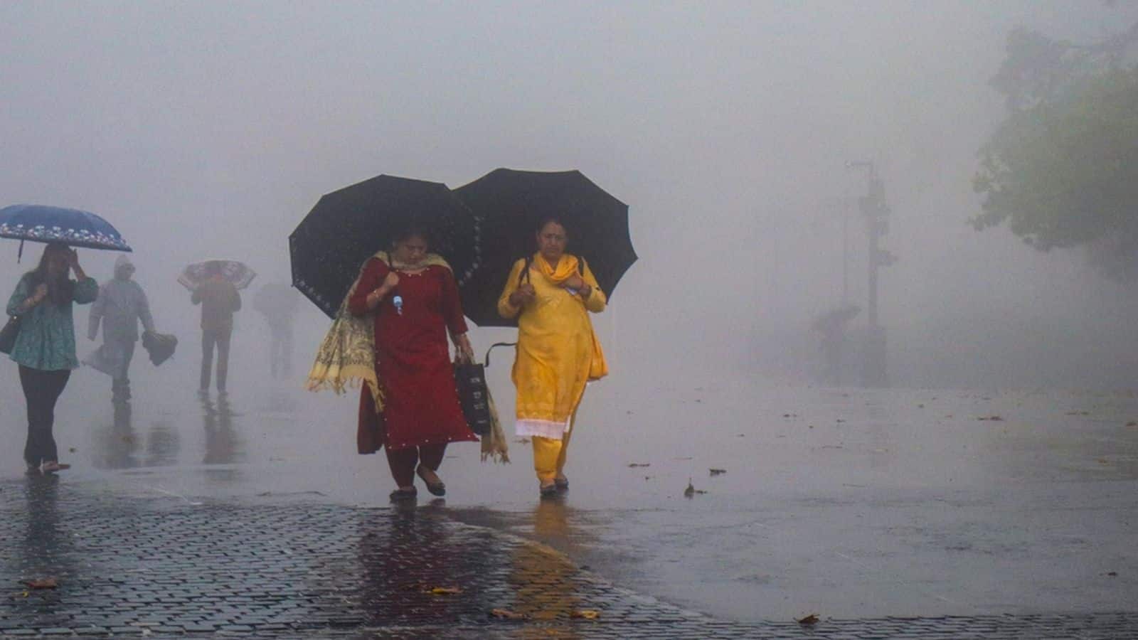 कल का मौसम: 22 सितंबर को महाराष्ट्र, झारखंड, बंगाल समेत इन राज्यों में होगी भारी बारिश, 40-50 kmph की रफ्तार से चलेंगी हवाएं कल का मौसम: 22 सितंबर को महाराष्ट्र, झारखंड, बंगाल समेत इन राज्यों में होगी भारी बारिश, 40-50 kmph की रफ्तार से चलेंगी हवाएं
