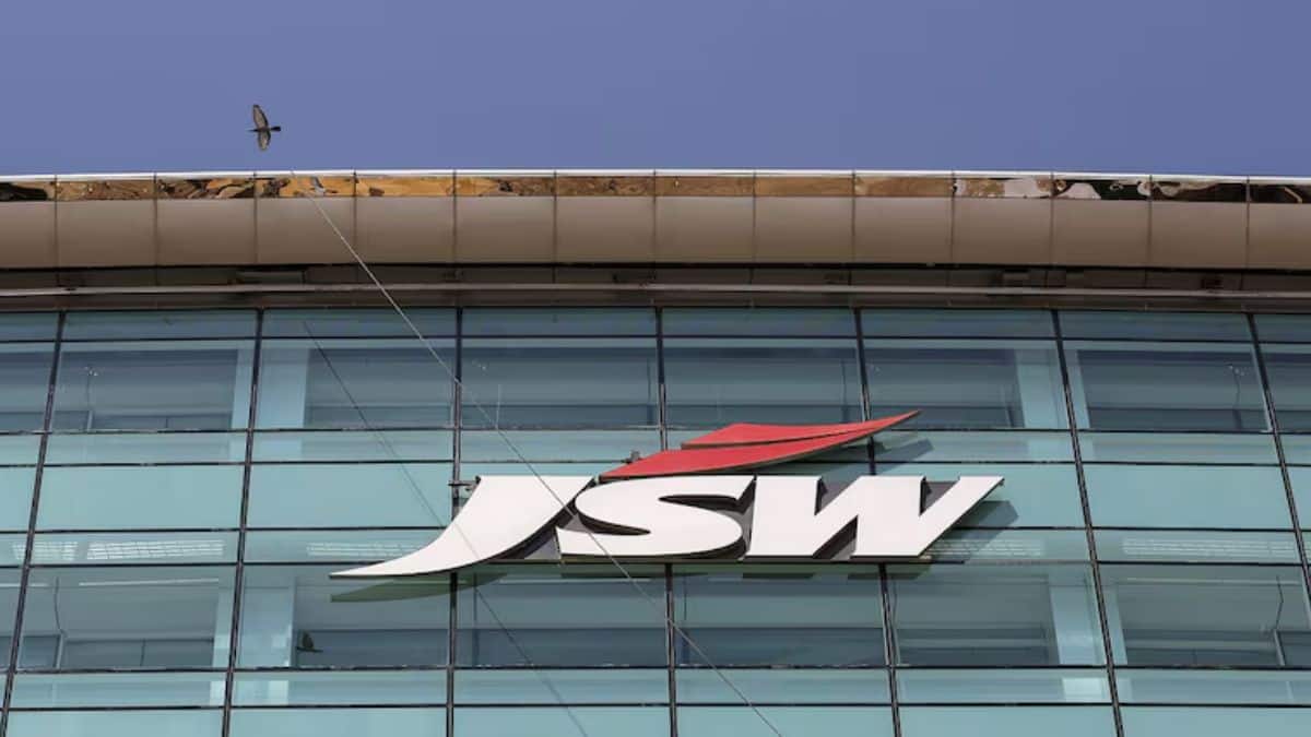 पैसे कर लें तैयार, प्राइमरी मार्केट में एक और बड़ा दांव! JSW ग्रुप की कंपनी का ₹3,054 करोड़ का मेगा IPO जल्द पैसे कर लें तैयार, प्राइमरी मार्केट में एक और बड़ा दांव! JSW ग्रुप की कंपनी का ₹3,054 करोड़ का मेगा IPO जल्द