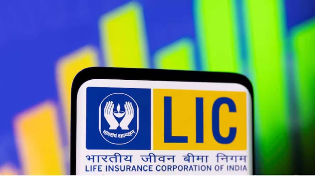 LIC Child Plans: बच्चों की पढ़ाई और भविष्य के लिए 3 सबसे शानदार स्कीम्स, जानिए कौन सी है आपके लिए बेस्ट LIC Child Plans: बच्चों की पढ़ाई और भविष्य के लिए 3 सबसे शानदार स्कीम्स, जानिए कौन सी है आपके लिए बेस्ट