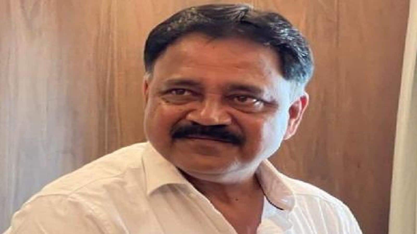 Sudivya Kumar Dies: झारखंड के शिक्षा मंत्री सुदिव्य कुमार सोनू का निधन, 56 साल की उम्र में कार्डियक अरेस्ट से गई जान Sudivya Kumar Dies: झारखंड के शिक्षा मंत्री सुदिव्य कुमार सोनू का निधन, 56 साल की उम्र में कार्डियक अरेस्ट से गई जान