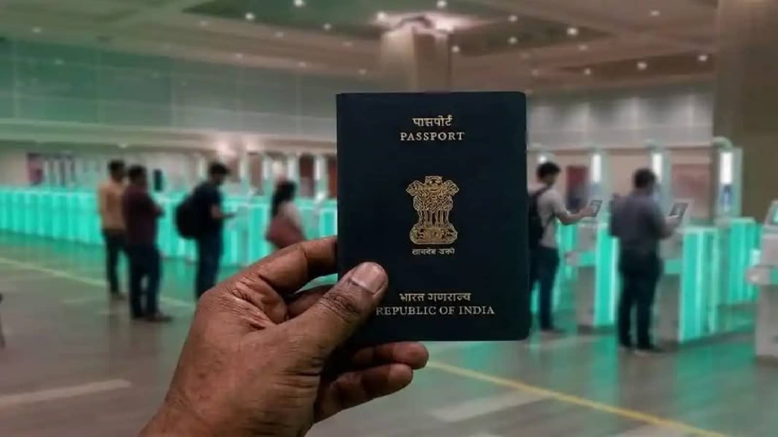 Bihar passport scam: बिहार में बड़े पासपोर्ट घोटाले का खुलासा, 31 अफगान नागरिकों ने बिहार के पते पर बनवा लिए पासपोर्ट Bihar passport scam: बिहार में बड़े पासपोर्ट घोटाले का खुलासा, 31 अफगान नागरिकों ने बिहार के पते पर बनवा लिए पासपोर्ट