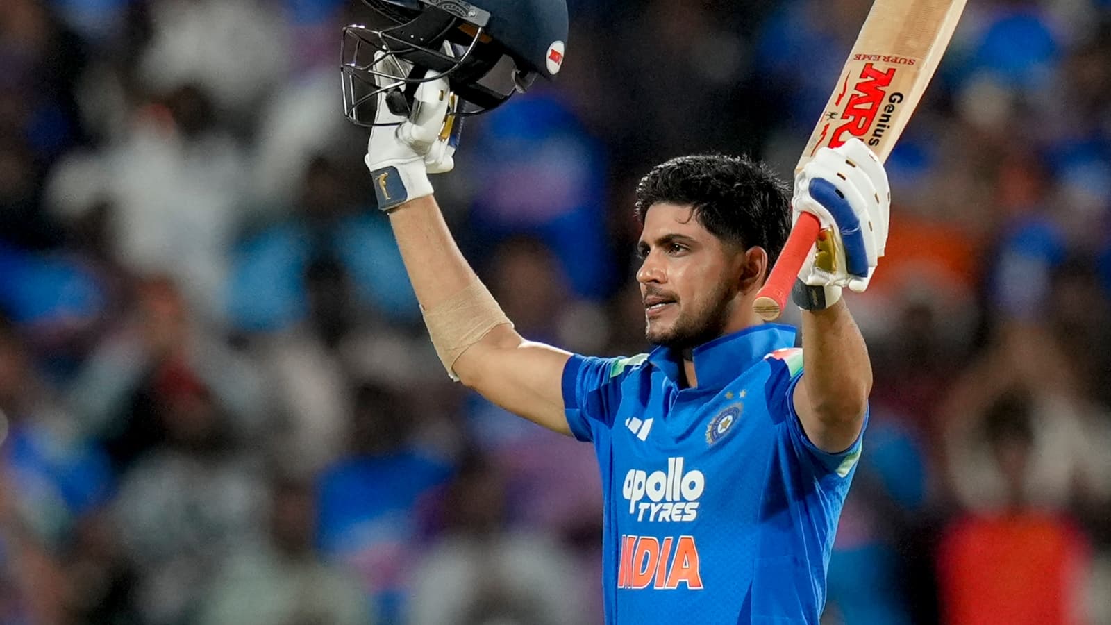 IND vs WI 2nd ODI: गिल के दोहरे शतक के आगे बेबस हुई वेस्टइंडीज, भारत ने चेज किया 406 का टारगेट IND vs WI 2nd ODI: गिल के दोहरे शतक के आगे बेबस हुई वेस्टइंडीज, भारत ने चेज किया 406 का टारगेट