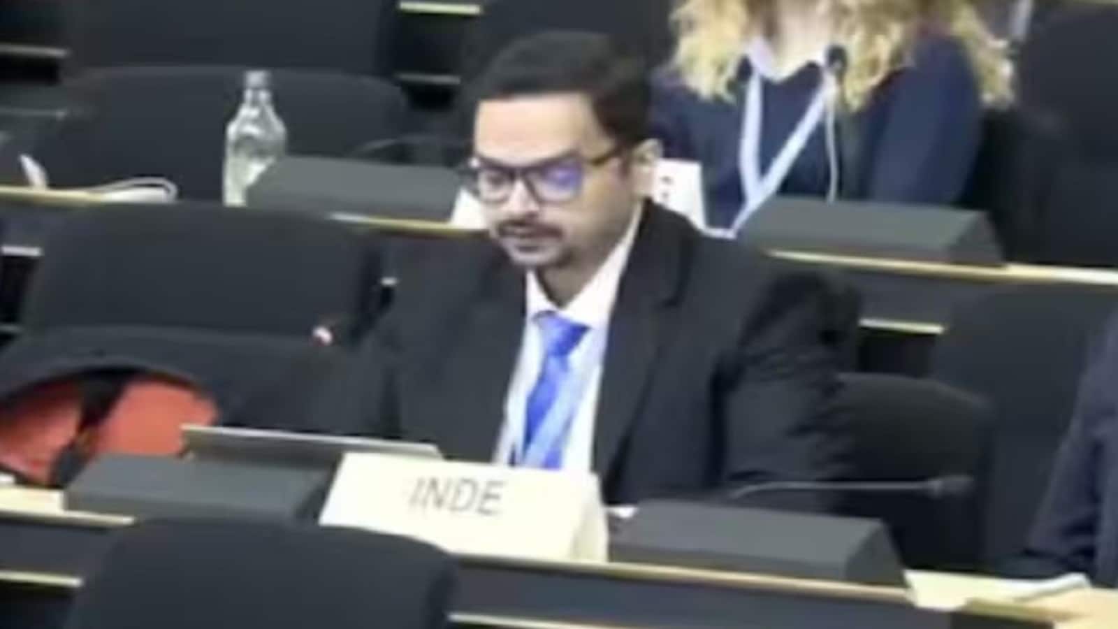यूएन में भारत ने उड़ाई पाकिस्तान के झूठ की धज्जियां, भारतीय डिप्लेमैट त्यागी ने दी अपनी डूबती इकॉनमी पर ध्यान देने की नसीहत यूएन में भारत ने उड़ाई पाकिस्तान के झूठ की धज्जियां, भारतीय डिप्लेमैट त्यागी ने दी अपनी डूबती इकॉनमी पर ध्यान देने की नसीहत