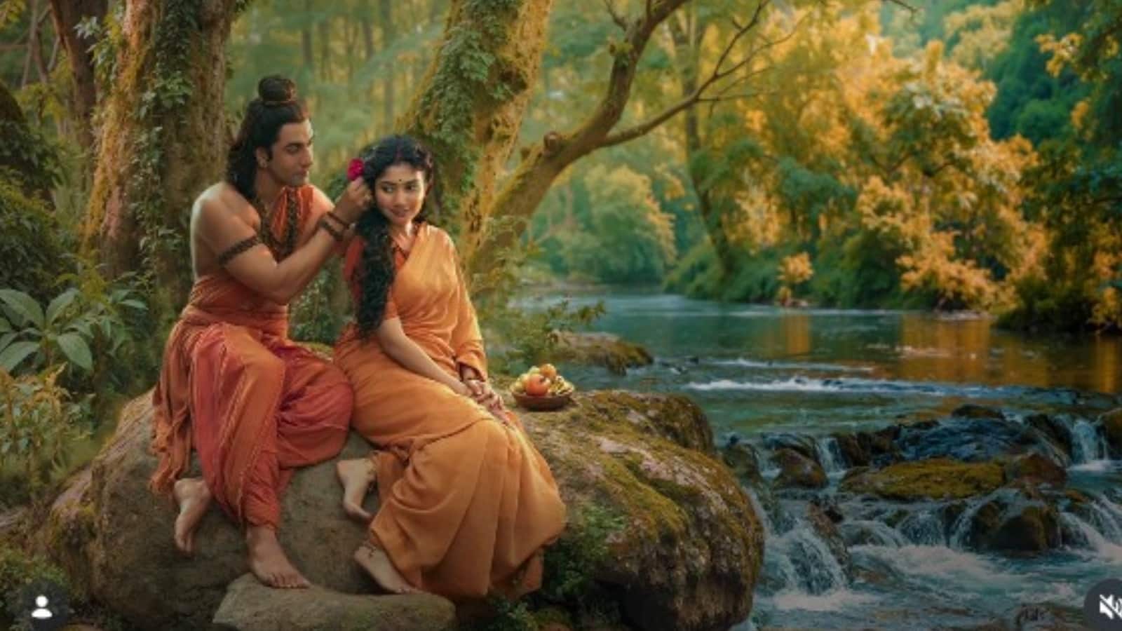 Ramayana Poster: 'रामायणम्' का नया पोस्टर हुआ रिलीज, राम-सीता का दिखा मनमोहक अंदाज Ramayana Poster: 'रामायणम्' का नया पोस्टर हुआ रिलीज, राम-सीता का दिखा मनमोहक अंदाज