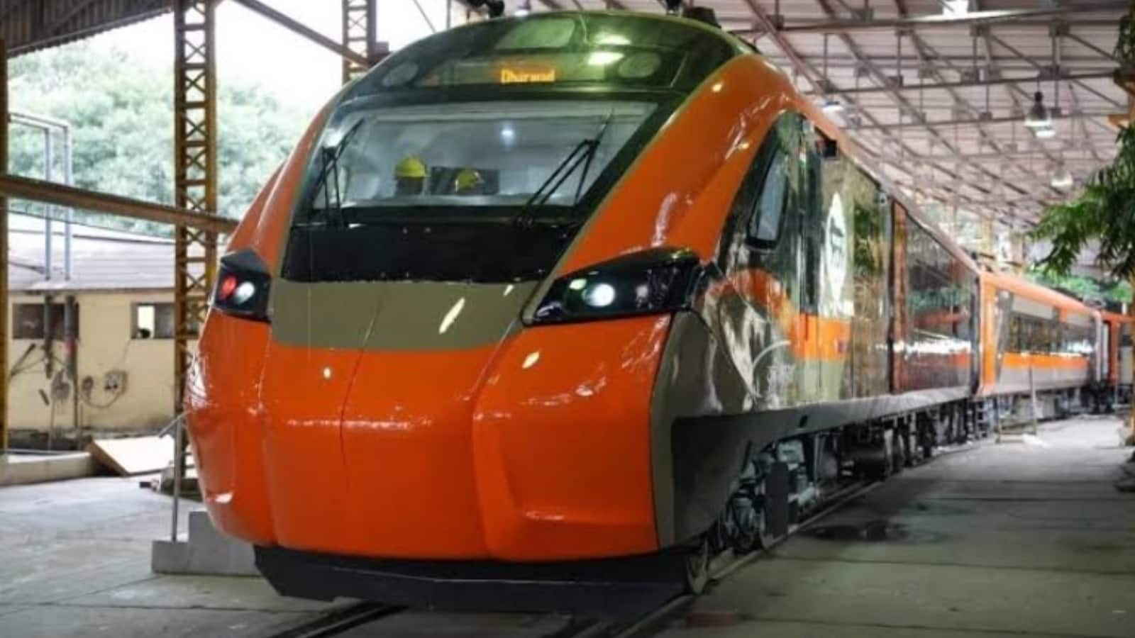 Vande Bharat Depot: टाटानगर में बनेगा वंदे भारत मेंटेनेंस डिपो, जानिए ₹383 करोड़ के प्रोजेक्ट से क्या बदलेगा Vande Bharat Depot: टाटानगर में बनेगा वंदे भारत मेंटेनेंस डिपो, जानिए ₹383 करोड़ के प्रोजेक्ट से क्या बदलेगा