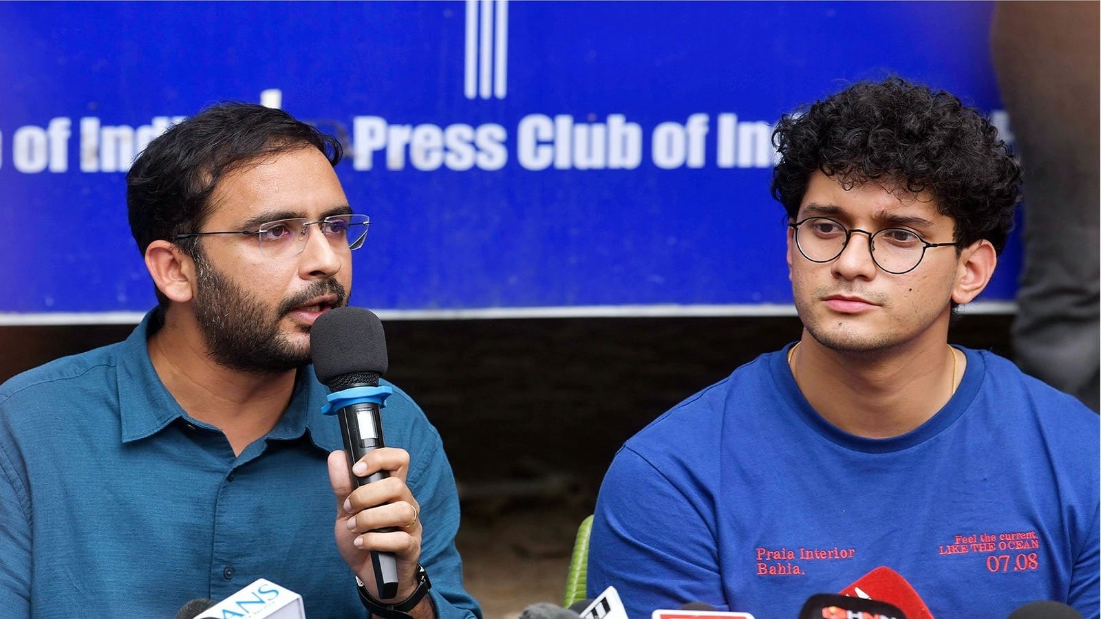 ‘तब आप Gen Z नहीं हैं’, CJP के सौरव दास और आशुतोष रांका की उम्र पूछ कोर्ट ने की दिलचस्प टिप्पणी ‘तब आप Gen Z नहीं हैं’, CJP के सौरव दास और आशुतोष रांका की उम्र पूछ कोर्ट ने की दिलचस्प टिप्पणी