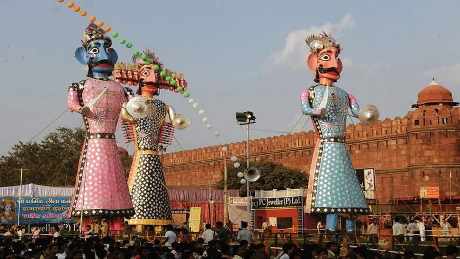 Dussehra Kab Hai 2026: रवि योग और श्रवण नक्षत्र में इस दिन मनाया जाएगा बुराई पर अच्छाई की जीत का पर्व दशहरा, जानें तारीख, शस्त्र पूजा और रावण दहन का मुहूर्त Dussehra Kab Hai 2026: रवि योग और श्रवण नक्षत्र में इस दिन मनाया जाएगा बुराई पर अच्छाई की जीत का पर्व दशहरा, जानें तारीख, शस्त्र पूजा और रावण दहन का मुहूर्त