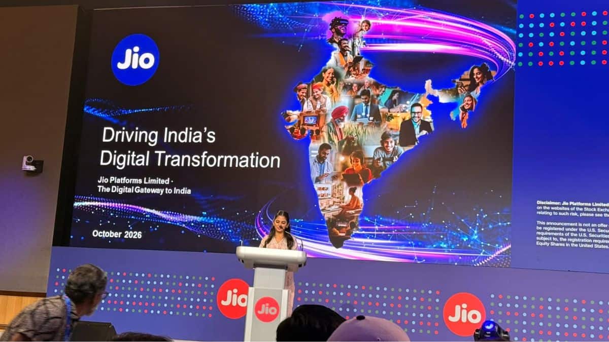 Reliance Jio Origin Story: ईशा अंबानी ने सुनाया जियो की शुरुआत का दिलचस्प किस्सा, वो घटना जिसने भारत में ला दी डिजिटल क्रांति Reliance Jio Origin Story: ईशा अंबानी ने सुनाया जियो की शुरुआत का दिलचस्प किस्सा, वो घटना जिसने भारत में ला दी डिजिटल क्रांति