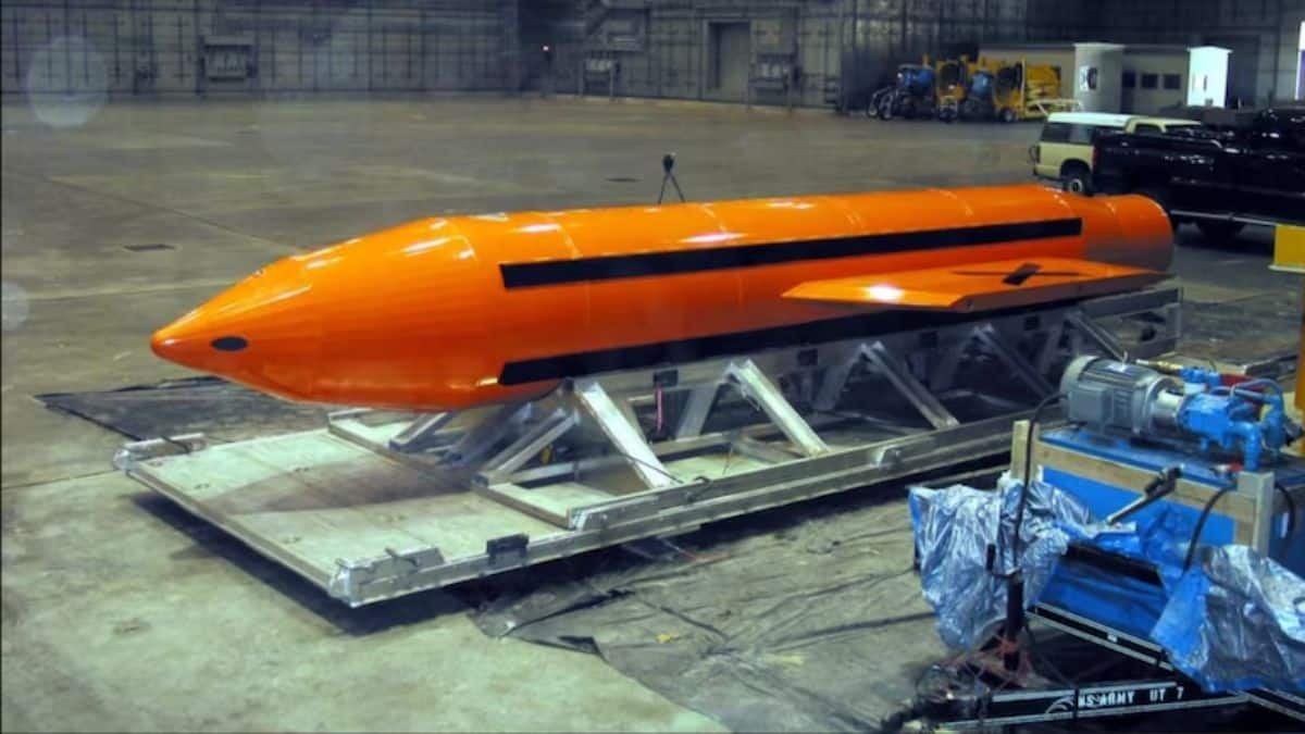 आखिर क्या है 'मदर ऑफ ऑल बॉम्ब्स' (MOAB)?