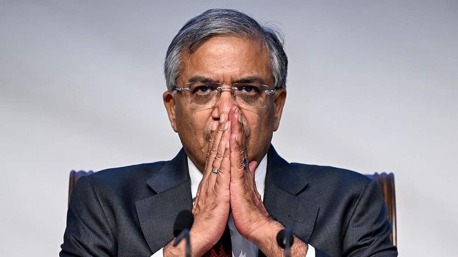 SIR विवाद के बीच CEC ज्ञानेश कुमार पर 20 साल पुराने भ्रष्टाचार के आरोप, केरल सरकार कराएगी विजिलेंस जांच SIR विवाद के बीच CEC ज्ञानेश कुमार पर 20 साल पुराने भ्रष्टाचार के आरोप, केरल सरकार कराएगी विजिलेंस जांच