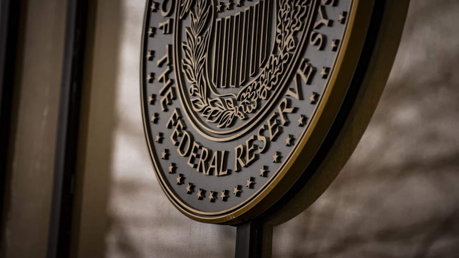 US Fed Interest Rate: ब्याज दरों में कोई बदलाव नहीं, क्या थम गया बढ़ोतरी का सिलसिला? US Fed Interest Rate: ब्याज दरों में कोई बदलाव नहीं, क्या थम गया बढ़ोतरी का सिलसिला?