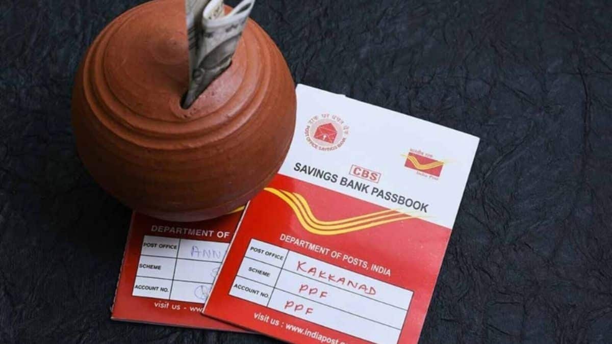 Post Office FD: बिना जोखिम तगड़ा मुनाफा! पोस्ट ऑफिस की इस स्कीम में ₹5 लाख लगाने पर 1,095 दिन में मिलेगा इतना रिटर्न Post Office FD: बिना जोखिम तगड़ा मुनाफा! पोस्ट ऑफिस की इस स्कीम में ₹5 लाख लगाने पर 1,095 दिन में मिलेगा इतना रिटर्न