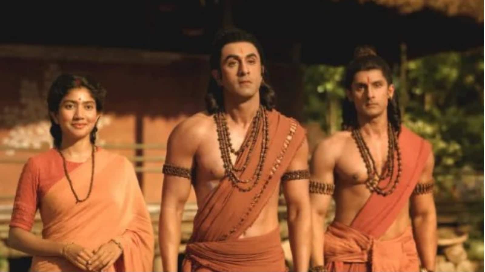 Ramayana Advance Booking: 'रामायण' की एडवांस बुकिंग में लगातार हो रही बढ़त, 11.14 करोड़ के करीब पहुंचा आंकड़ा Ramayana Advance Booking: 'रामायण' की एडवांस बुकिंग में लगातार हो रही बढ़त, 11.14 करोड़ के करीब पहुंचा आंकड़ा