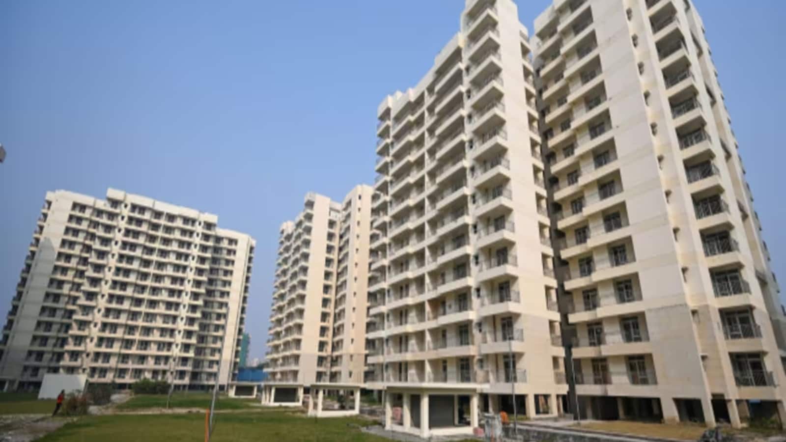 UPAVP दे रहा दिवाली पर सस्ता घर खरीदने का मौका, गाजियाबाद में पाएं ₹29.83 लाख में 1-BHK फ्लैट UPAVP दे रहा दिवाली पर सस्ता घर खरीदने का मौका, गाजियाबाद में पाएं ₹29.83 लाख में 1-BHK फ्लैट