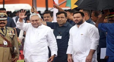 2025માં તેજસ્વી યાદવ કરશે મહાગઠબંધનનું નેતૃત્વ, નીતીશ કુમારનું મોટું નિવેદન 2025માં તેજસ્વી યાદવ કરશે મહાગઠબંધનનું નેતૃત્વ, નીતીશ કુમારનું મોટું નિવેદન