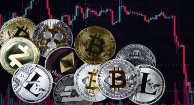 Crypto Price: બિટકોઇન ચમક થઈ ઓછી, ઇથેરિયમમાં ઘટાડો, ટેક કરો ટૉપ-10 ક્રિપ્ટોની સ્થિતિ