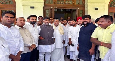 શરદ પવાર, મમતા, અખિલેશ, KCR, આ નેતાઓ કર્ણાટકના મુખ્યમંત્રીના શપથ ગ્રહણમાં આપશે હાજરી, જુઓ સંપૂર્ણ લિસ્ટ