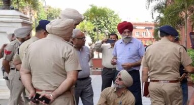 Amritsar: સુવર્ણ મંદિર પાસે વધુ એક બ્લાસ્ટ, 7 દિવસમાં ત્રીજા વિસ્ફોટથી હડકંપ, 2 શકમંદોની પોલીસે કરી અટકાયત