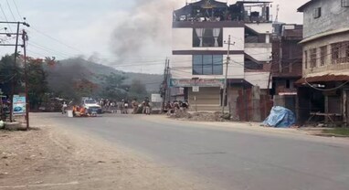 Manipur Violence: ફ્લેગ માર્ચ બાદ સેનાએ કહ્યું- સ્થિતિ કંટ્રોલ, ઘણી ટ્રેનો રદ્દ, દરેક જગ્યાએ સૈનિકો તૈનાત
