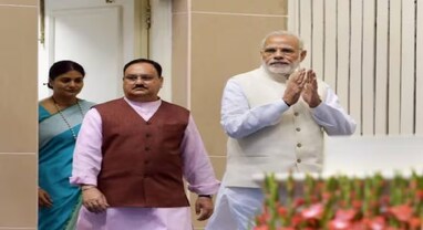 PM મોદી અમેરિકા અને ઈજિપ્તના પ્રવાસેથી ઘરે પરત ફર્યા, એરપોર્ટ પર જેપી નડ્ડાને પૂછ્યું - ‘દેશમાં શું ચાલી રહ્યું છે?'
