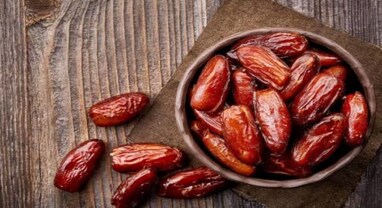 Diabetes: ખજૂર બ્લડ શુગરને રાખે છે કંટ્રોલમાં, હાડકાં લોખંડ જેવા બનશે, ચહેરો ચમકશે
