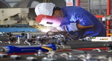 INDIA PMI DATA: સપ્ટેમ્બરમાં મૈન્યુફેક્ચરિંગ 57.7 પર, 4 મહીનાના ન્યૂનતમ સ્તર, ટેરિફની દેખાણી અસર