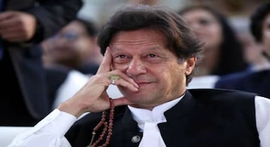 Imran Khan: શું ઈમરાન ખાન ફરી જેલમાં જશે? ચૂંટણી પંચે બિનજામીનપાત્ર વોરંટ કર્યું જાહેર Imran Khan: શું ઈમરાન ખાન ફરી જેલમાં જશે? ચૂંટણી પંચે બિનજામીનપાત્ર વોરંટ કર્યું જાહેર