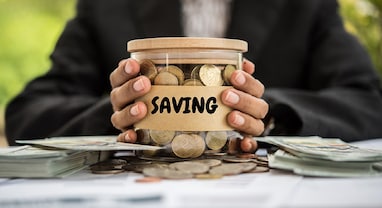 Savings Account Limit: સેવિંગ એકાઉન્ટમાં કેટલી રકમ રાખી શકીએ? ક્યારે આવી શકે છે ઈન્કમટેક્સ નોટિસ? Savings Account Limit: સેવિંગ એકાઉન્ટમાં કેટલી રકમ રાખી શકીએ? ક્યારે આવી શકે છે ઈન્કમટેક્સ નોટિસ?