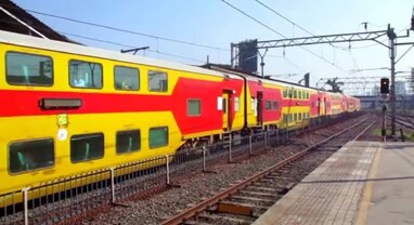 Double Decker Trains: રેલ્વે ટૂંક સમયમાં શરૂ કરશે '2 ઇન 1' ટ્રેન, યાત્રીઓ ઉપર બેસશે, સામાન નીચે રહેશે