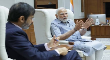 PM Modi Interview: સૌનો સાથ, સૌનો વિકાસ, સૌનો વિશ્વાસ અને સૌનો પ્રયાસ છે ગ્લોબલ રિલેશન માટેનો મંત્ર PM Modi Interview: સૌનો સાથ, સૌનો વિકાસ, સૌનો વિશ્વાસ અને સૌનો પ્રયાસ છે ગ્લોબલ રિલેશન માટેનો મંત્ર