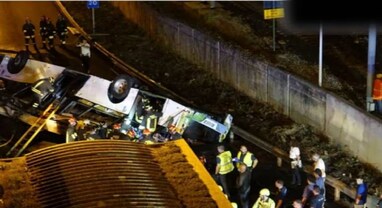 Italy Bus accident: ઇટાલીના વેનિસમાં બસ રેલવે ટ્રેક પર પડી, માર્ગ અકસ્માતમાં 21 લોકોના મોત