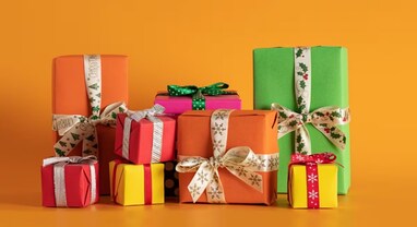 Diwali Gifts Tax: શું તમને દિવાળી પર કંપની, મિત્રો કે સંબંધીઓ તરફથી મળે છે ભેટ? જાણો કેટલો ચૂકવવો પડશે ટેક્સ