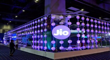 Reliance Jio FY24Q2 Results: Jioનો ચોખ્ખો નફો વાર્ષિક ધોરણે 12% વધીને થયો રૂપિયા 5,058 કરોડ, આવકમાં ધરખમ વધારો