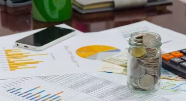 Small savings: સરકારે સ્મોલ સેવિંગ્સ સ્કીમમાં કર્યા ફેરફારો, PPF અને SCSSનું વધ્યું આકર્ષણ