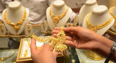 Dhanteras 2023: ધનતેરસ માટે ખરીદી રહ્યાં છો સોનું, પહેલા કરી લો ચેક અસલી છે કે નકલી..?