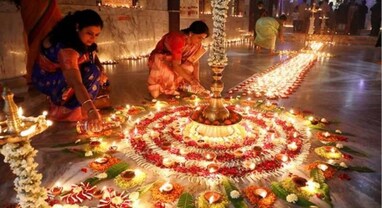 Diwali 2023: આ પરંપરાઓ વિના અધૂરો છે દિવાળીનો તહેવાર, જરૂર અપનાવો આ રીતિ-રિવાજ